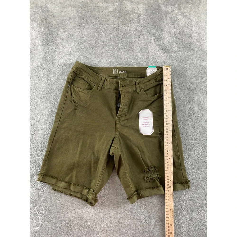 No Boundaries Womens Olive Green Distressed Mid Rise Button Fly Denim Shorts 15 - Picture 7 of 14
